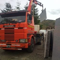Hidrogrúa y flete- Transporte de mercadería  -